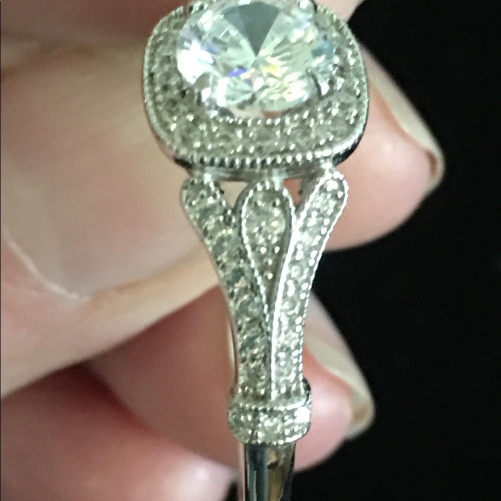 SILVER RING - Picture 3 of 3